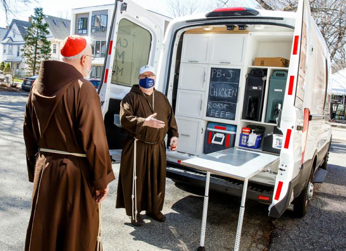 Capuchin Mobile Ministries, volunteering, street